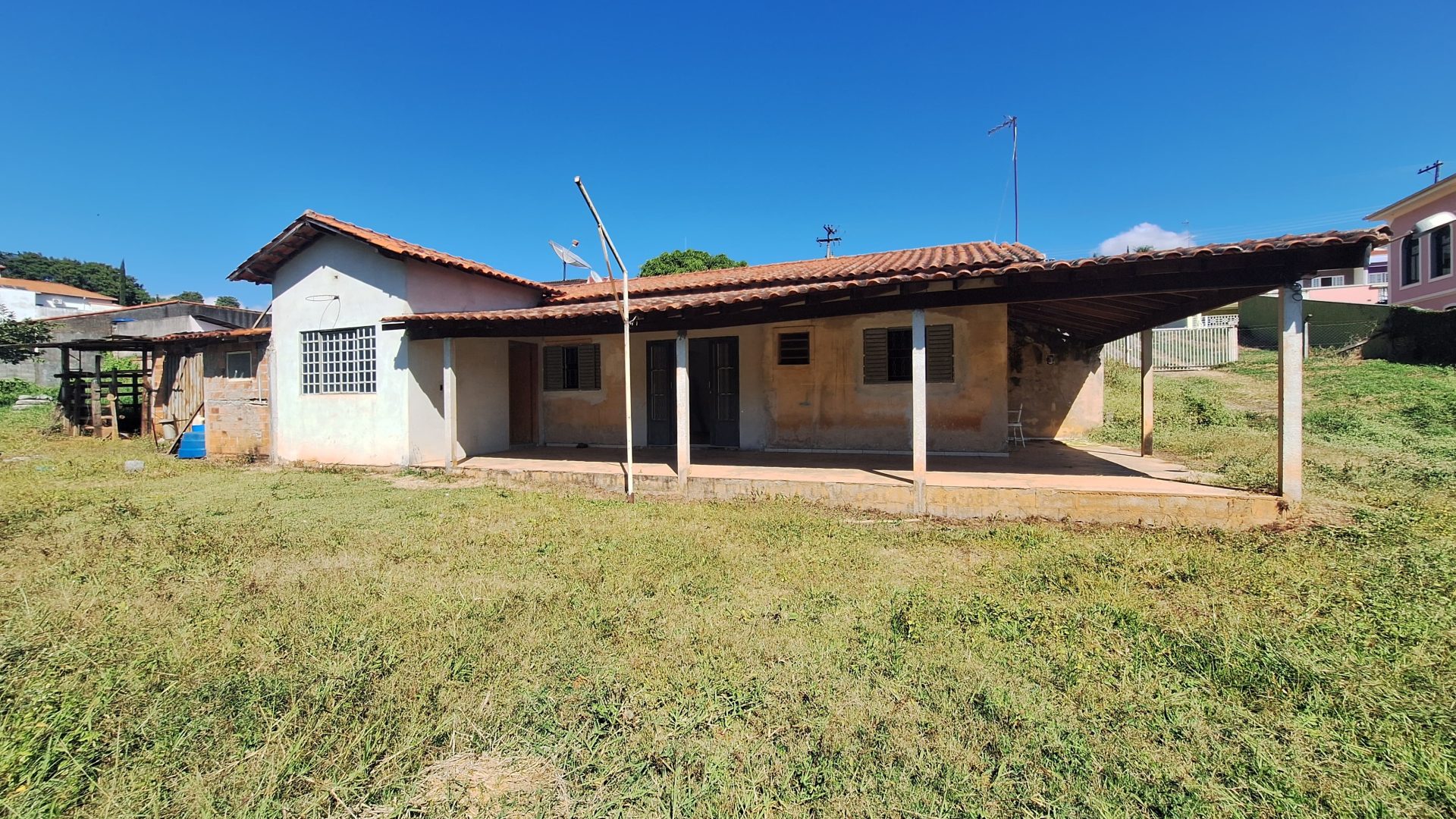 OPORTUNIDADE IMPERDÍVEL EM BAIRRO NOBRE DE SOCORRO-SP