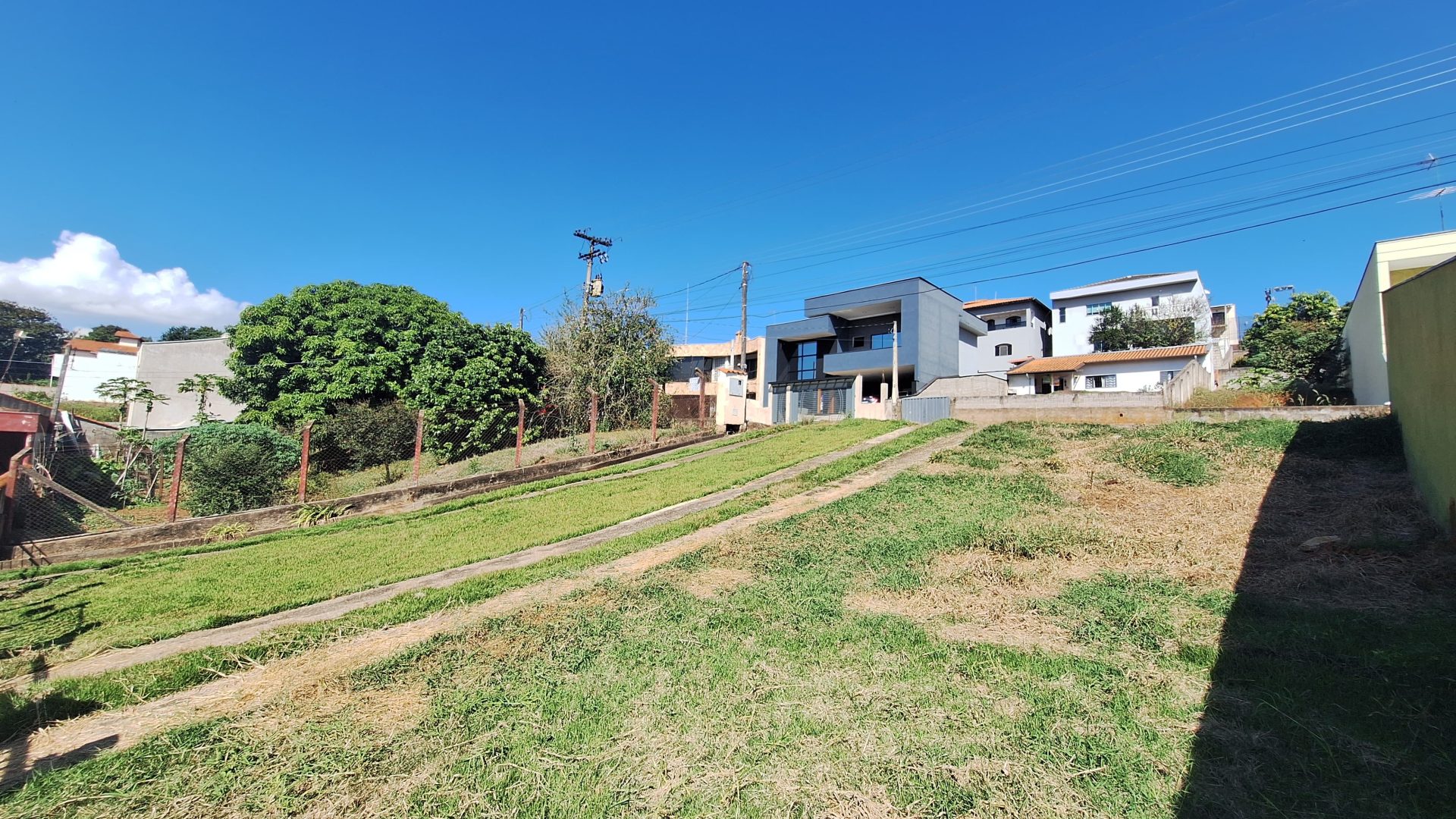 OPORTUNIDADE IMPERDÍVEL EM BAIRRO NOBRE DE SOCORRO-SP