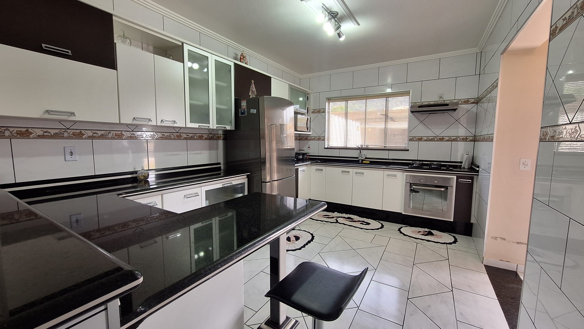 Linda Casa de Campo de Alto Padrão – Socorro/SP   