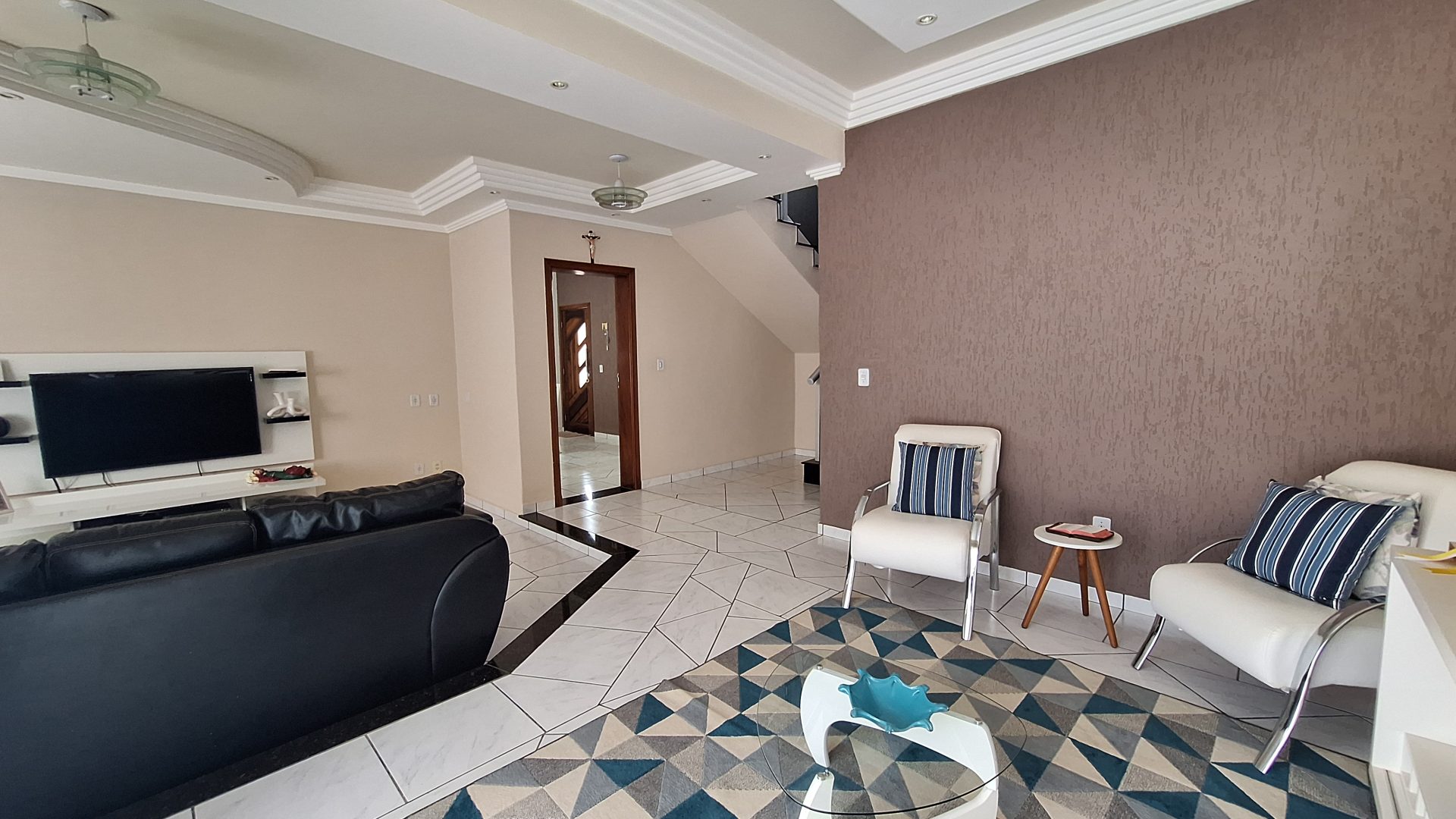 Linda Casa de Campo de Alto Padrão – Socorro/SP   