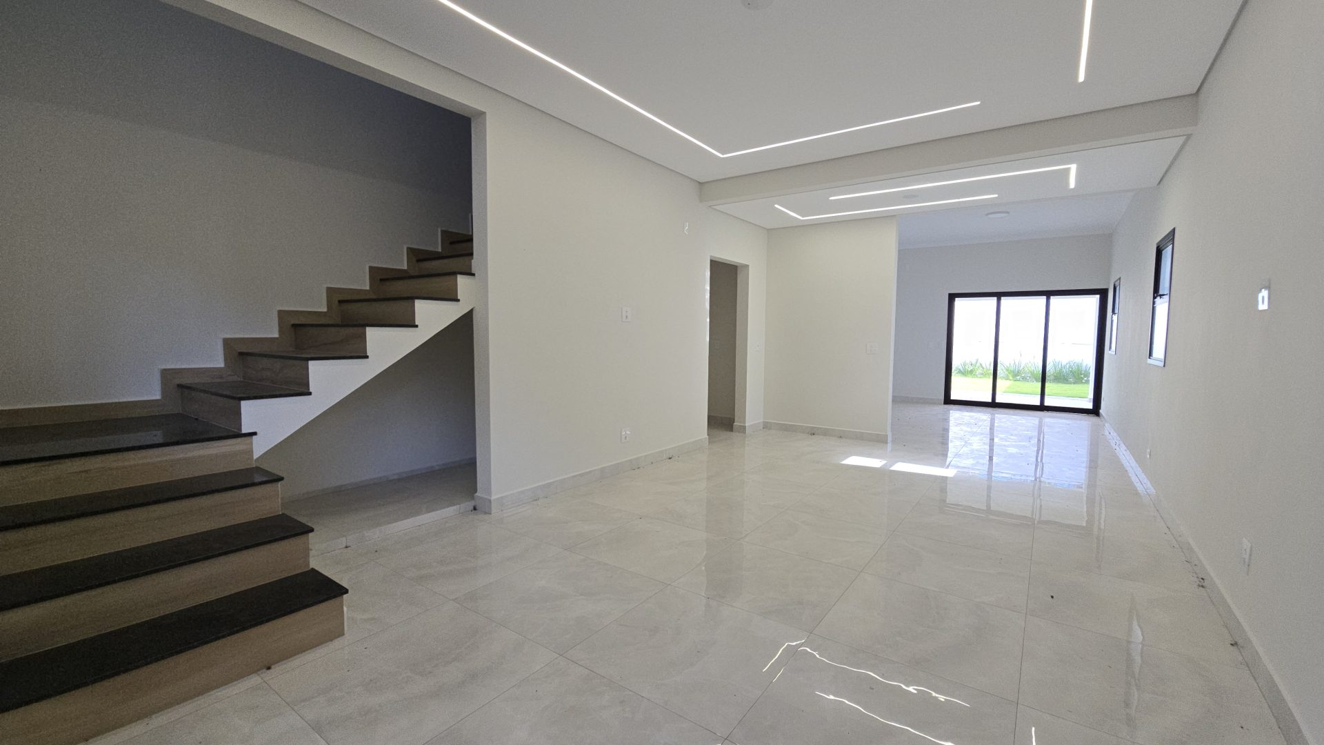 Lindíssimo Sobrados Novo de Alto Padrão – Socorro/SP