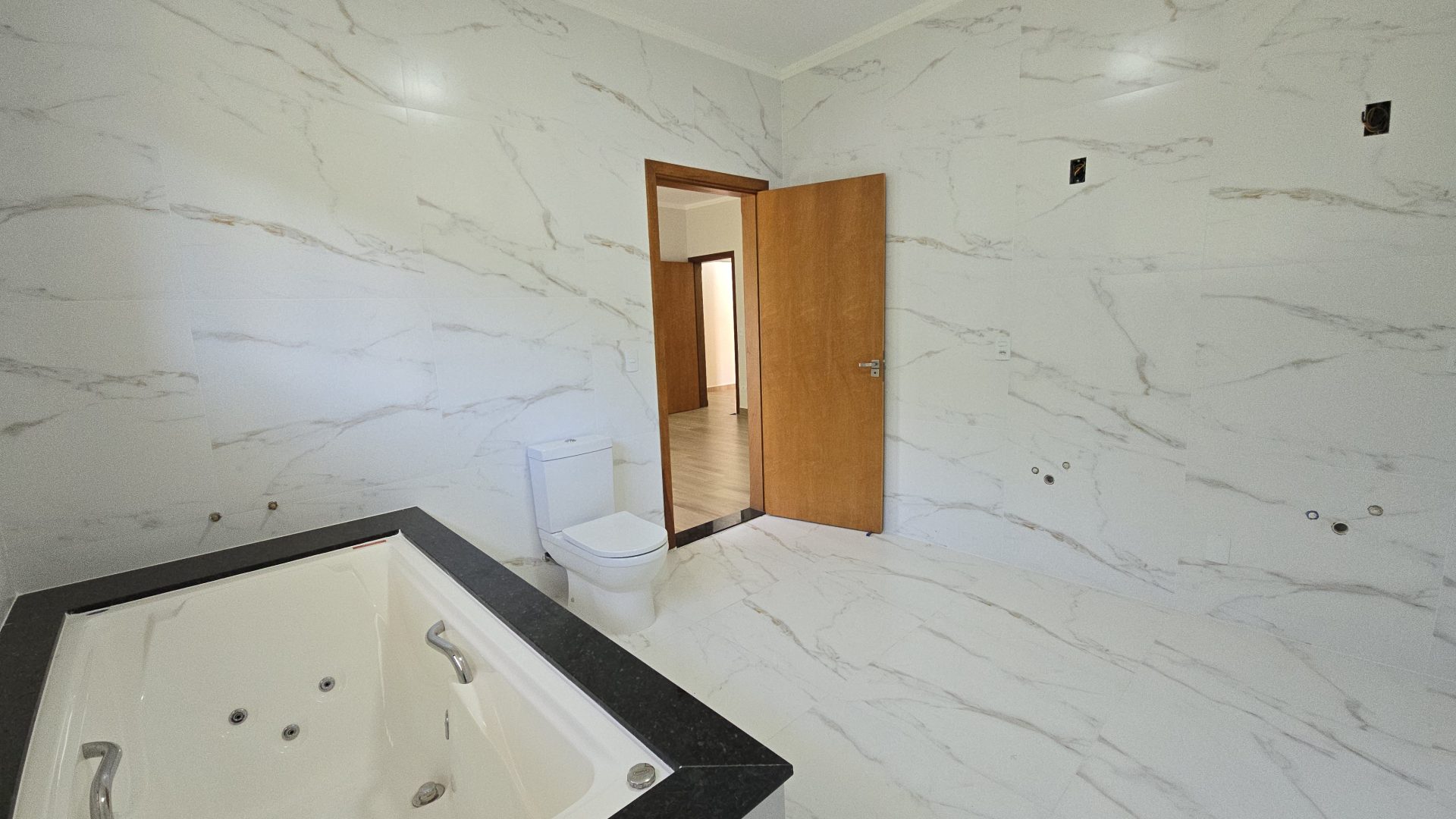 Lindíssimo Sobrados Novo de Alto Padrão – Socorro/SP