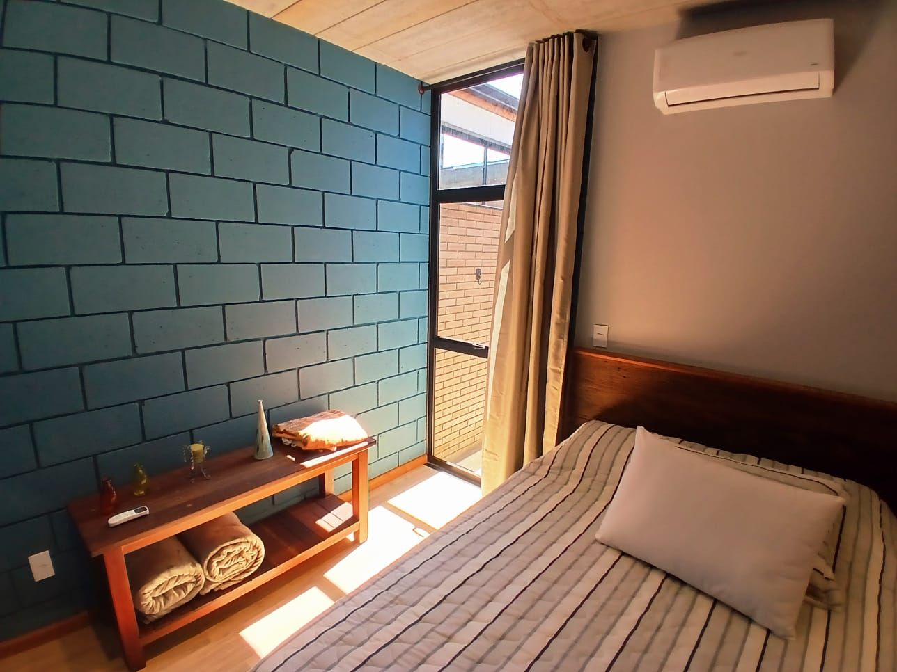 Casa Geminada Térrea – Estilo Industrial Moderno – Palma Real, Socorro-SP   