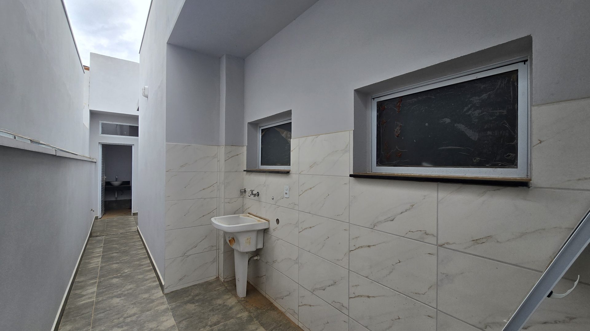 Casa Geminada Moderna à Venda – Bairro Bela Vista